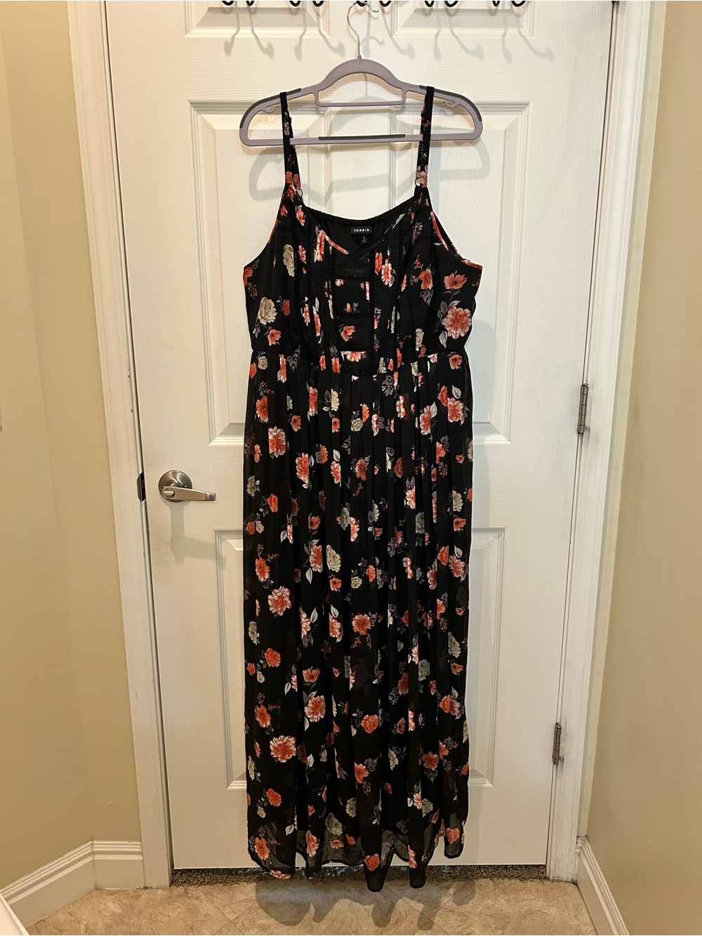 Torrid: 3X - Black Maxi Dress with Red & Cream Floral Print